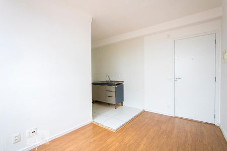 Sala de apartamento para alugar com 2 quartos, 35m² em Parque São Vicente, Santo André