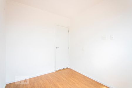 Quarto 2 de apartamento para alugar com 2 quartos, 35m² em Parque São Vicente, Santo André