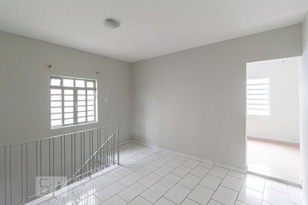 Sala 2 de casa à venda com 4 quartos, 200m² em Bela Vista, Osasco