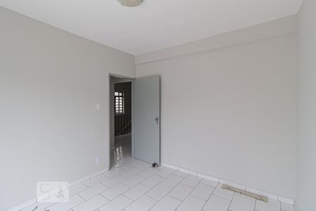 Sala 3 de casa à venda com 4 quartos, 200m² em Bela Vista, Osasco