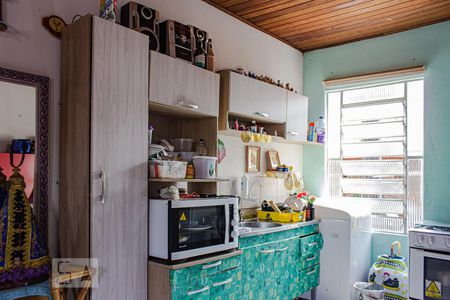 Detalhe cozinha de kitnet/studio para alugar com 1 quarto, 44m² em São José, Canoas