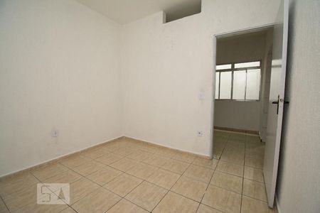 Quarto 1 de casa para alugar com 2 quartos, 55m² em Jardim Sueli, Guarulhos