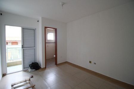Suíte de casa para alugar com 3 quartos, 150m² em Vila Campanela, São Paulo