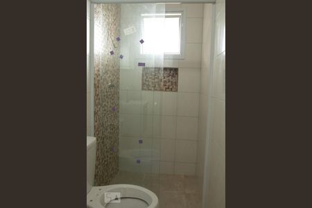 Banheiro de apartamento para alugar com 1 quarto, 45m² em Vila Maria Alta, São Paulo