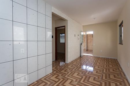 Sala/Cozinha de casa para alugar com 2 quartos, 60m² em Capão da Imbuia, São José dos Pinhais