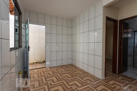 Sala/Cozinha de casa para alugar com 2 quartos, 60m² em Capão da Imbuia, São José dos Pinhais