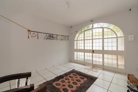 Sala de Estar de casa para alugar com 3 quartos, 130m² em Jardim das Esmeraldas, Goiânia