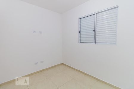 Quarto 1 de apartamento para alugar com 2 quartos, 38m² em Vila Nova Savoia, São Paulo