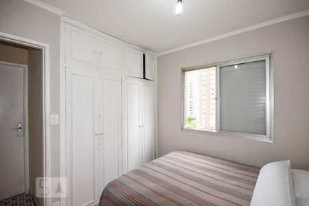 Quarto 1 de apartamento para alugar com 3 quartos, 72m² em Jardim Londrina, São Paulo