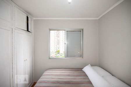 Quarto 1 de apartamento para alugar com 3 quartos, 72m² em Jardim Londrina, São Paulo