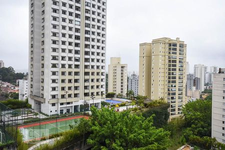 Vista de apartamento para alugar com 3 quartos, 72m² em Jardim Londrina, São Paulo