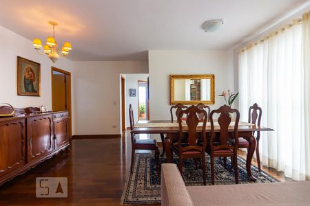 Sala de apartamento para alugar com 4 quartos, 164m² em Vila Osasco, Osasco