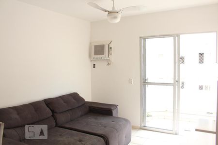 Sala de apartamento para alugar com 2 quartos, 100m² em Pechincha, Rio de Janeiro