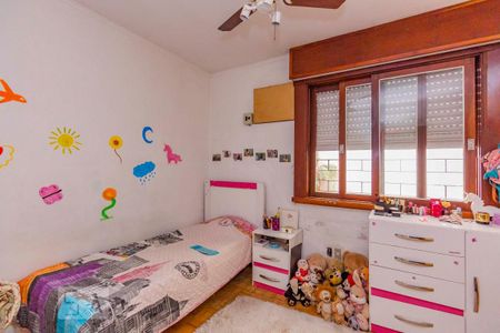 Quarto 1 de casa à venda com 3 quartos, 300m² em Jardim Lindóia, Porto Alegre