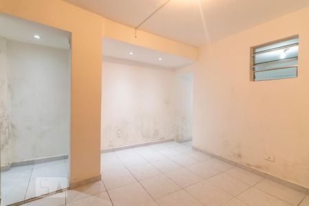 Quarto 2 de casa para alugar com 2 quartos, 70m² em Vila Matilde, São Paulo