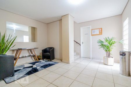 Hall de Entrada de apartamento à venda com 2 quartos, 60m² em Santa Tereza, Porto Alegre