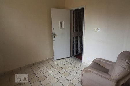 Apartamento para alugar com 86m², 2 quartos e sem vagaSala