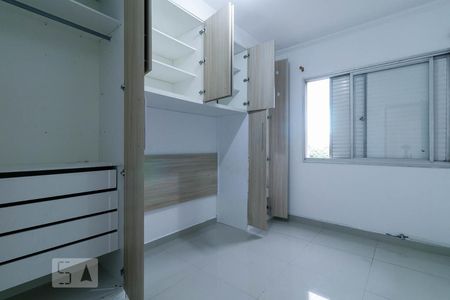 Quarto 1 de apartamento para alugar com 2 quartos, 52m² em Chácara Cruzeiro do Sul, São Paulo