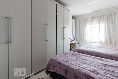 Quarto 2 de casa à venda com 3 quartos, 240m² em Jardim Marabá, São Paulo