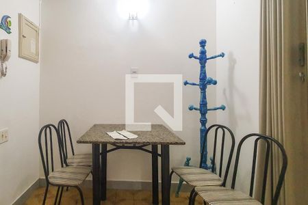 Sala de apartamento para alugar com 1 quarto, 60m² em Jardim Las Palmas, Guarujá