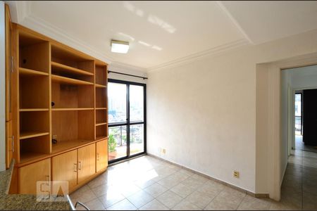 Sala de apartamento para alugar com 2 quartos, 50m² em Chácara Inglesa, São Paulo