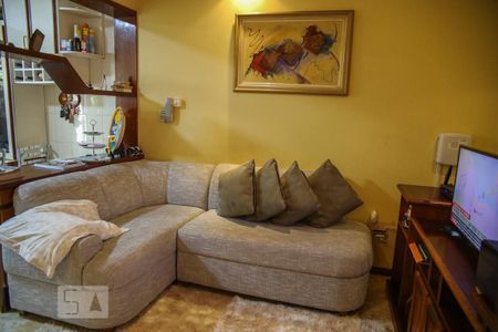 Sala de TV de casa à venda com 3 quartos, 245m² em Cerâmica, São Caetano do Sul