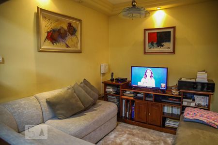 Sala de TV de casa à venda com 3 quartos, 245m² em Cerâmica, São Caetano do Sul