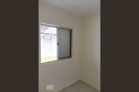 Quarto 2   de casa para alugar com 2 quartos, 60m² em Parada Inglesa, São Paulo