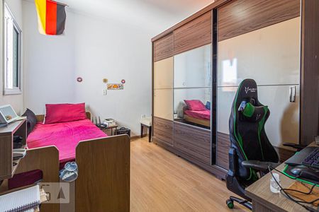 Quarto 2 de apartamento à venda com 3 quartos, 175m² em Vila Cecília Maria, Santo André