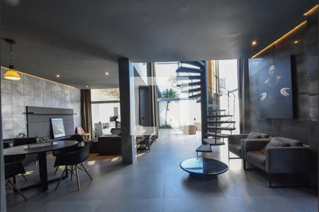 Sala de casa à venda com 3 quartos, 300m² em Brooklin Paulista, São Paulo