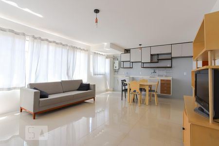 Sala e Cozinha de apartamento à venda com 1 quarto, 61m² em Passo da Areia, Porto Alegre