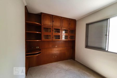 Quarto 1 de apartamento para alugar com 2 quartos, 55m² em Bosque da Saúde, São Paulo