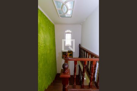 Escada de casa à venda com 3 quartos, 200m² em Vila Ema, São Paulo