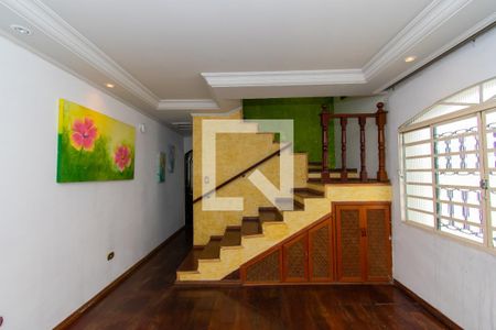 Sala de casa para alugar com 3 quartos, 200m² em Vila Ema, São Paulo