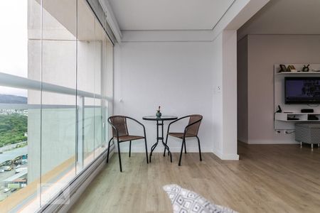 Sacada de apartamento para alugar com 2 quartos, 70m² em Vila Mogilar, Mogi das Cruzes