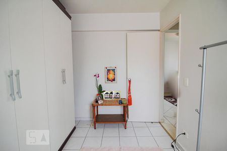 quarto 2 de apartamento para alugar com 2 quartos, 48m² em Vila Pereira Cerca, São Paulo