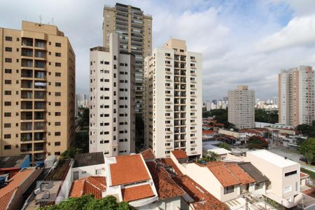 Vista  de apartamento à venda com 3 quartos, 82m² em Vila Olímpia, São Paulo