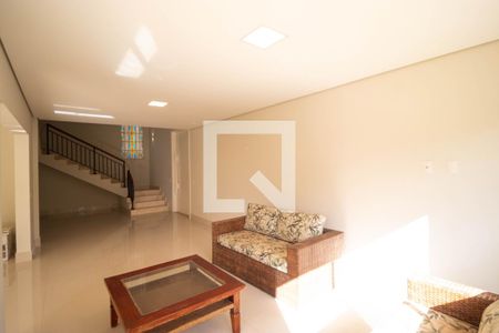 Sala de casa de condomínio para alugar com 7 quartos, 1076m² em Parque Nova Campinas, Campinas