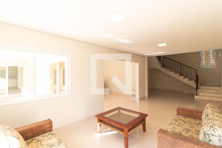 Sala de casa de condomínio para alugar com 7 quartos, 1076m² em Parque Nova Campinas, Campinas