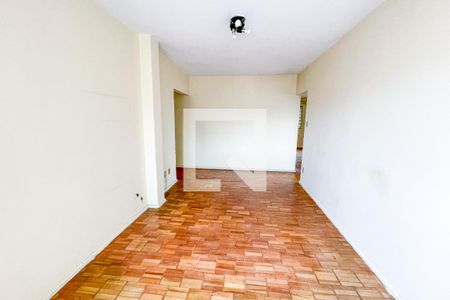 Apartamento à venda com 65m², 2 quartos e 1 vagaSala 