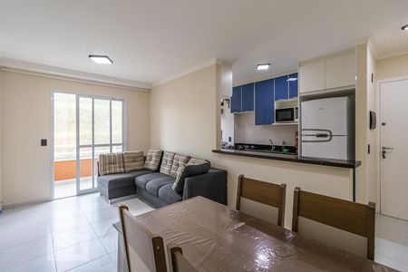 Sala de apartamento para alugar com 2 quartos, 55m² em Jardim Maria Helena, Barueri