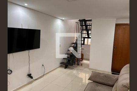 Sala de casa de condomínio para alugar com 2 quartos, 96m² em Jardim Dona Meri, Guarulhos