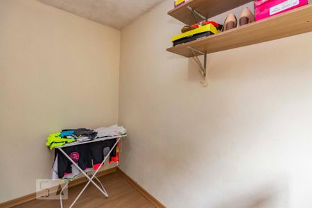 Quarto 1 de apartamento à venda com 2 quartos, 45m² em Rubem Berta, Porto Alegre