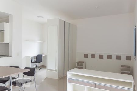 Sala de apartamento para alugar com 1 quarto, 51m² em Rudge Ramos, São Bernardo do Campo