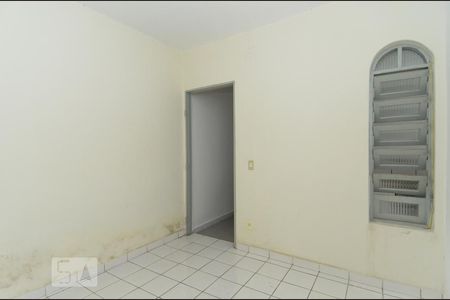 Quarto de casa para alugar com 1 quarto, 40m² em Cidade Parque Alvorada, Guarulhos