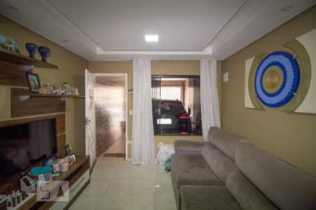 Sala de casa para alugar com 2 quartos, 140m² em Vila Fátima, São Paulo
