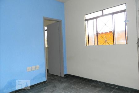 Sala de casa para alugar com 2 quartos, 100m² em Lagoinha Leblon (venda Nova), Belo Horizonte