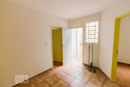 Sala de casa para alugar com 2 quartos, 60m² em Vila Romana, São Paulo