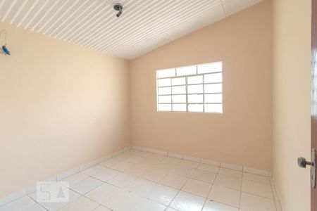 Quarto 1 de casa para alugar com 2 quartos, 80m² em Setor Coimbra, Goiânia