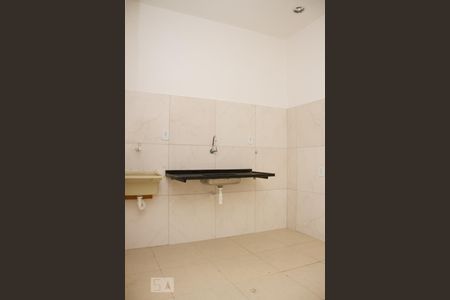 Cozinha de apartamento para alugar com 2 quartos, 45m² em Quintino Bocaiuva, Rio de Janeiro